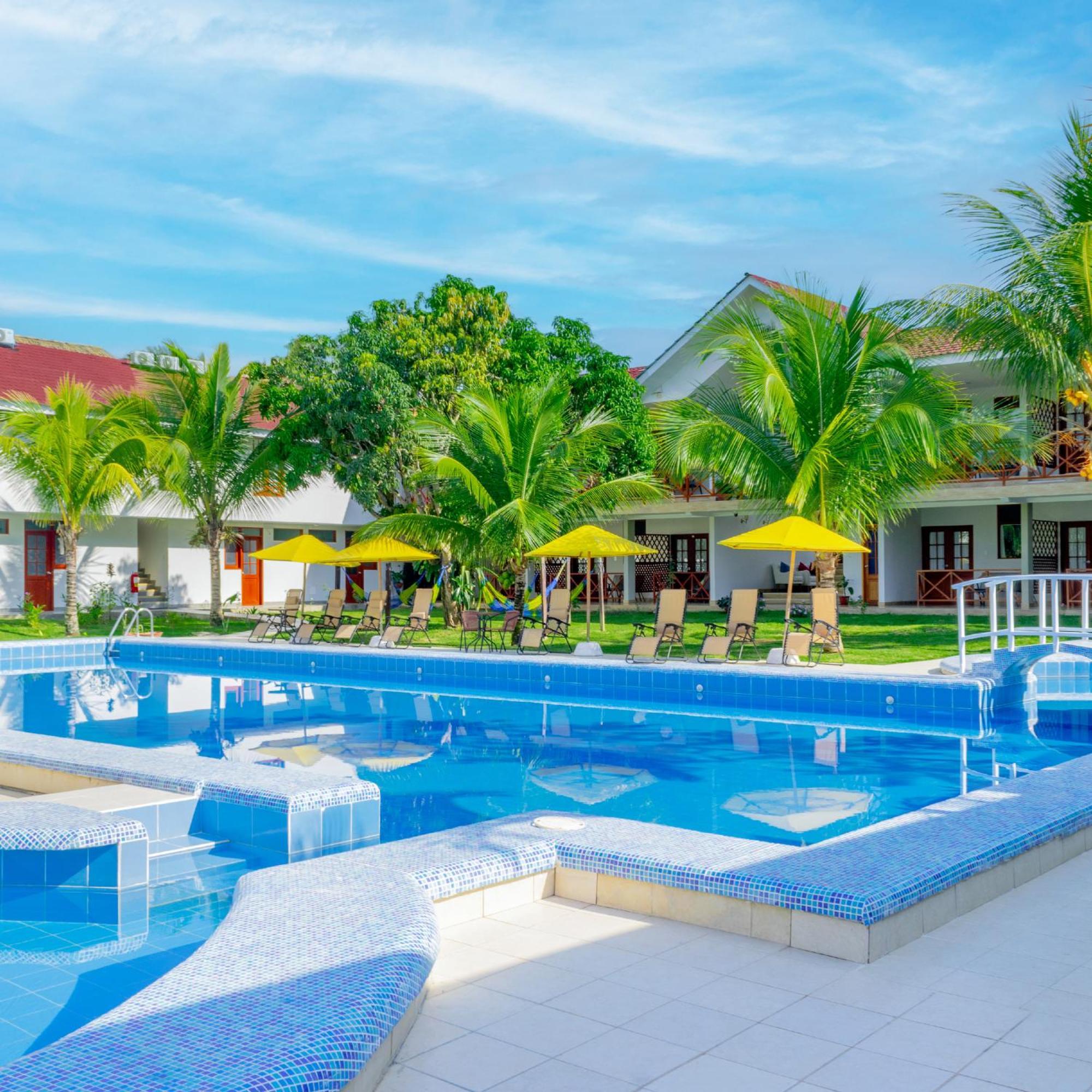 Laguna Azul Hotel & Suites Sauce Esterno foto