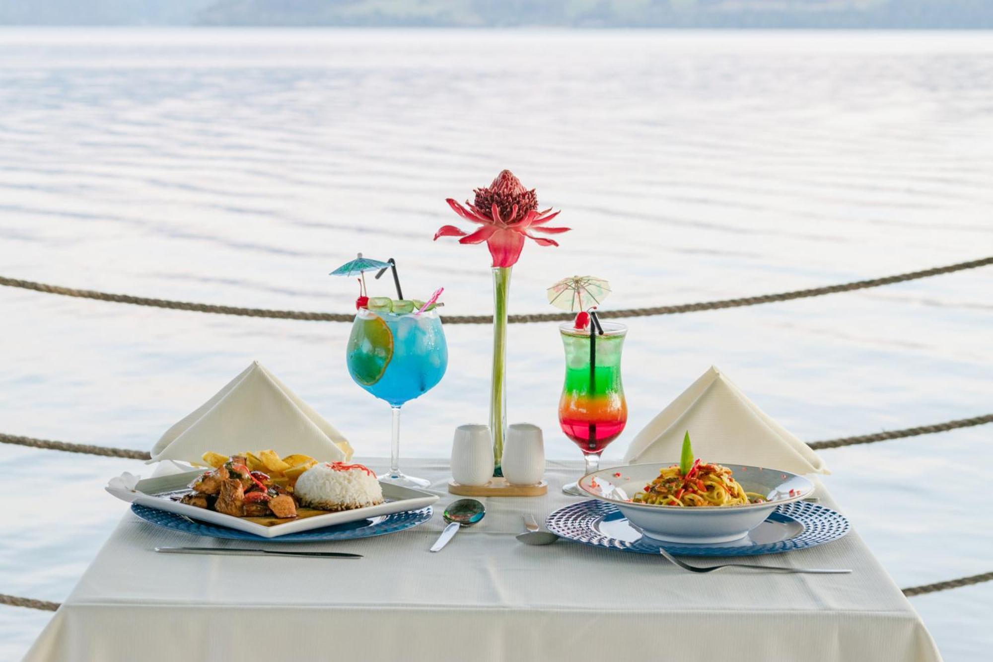 Laguna Azul Hotel & Suites Sauce Esterno foto