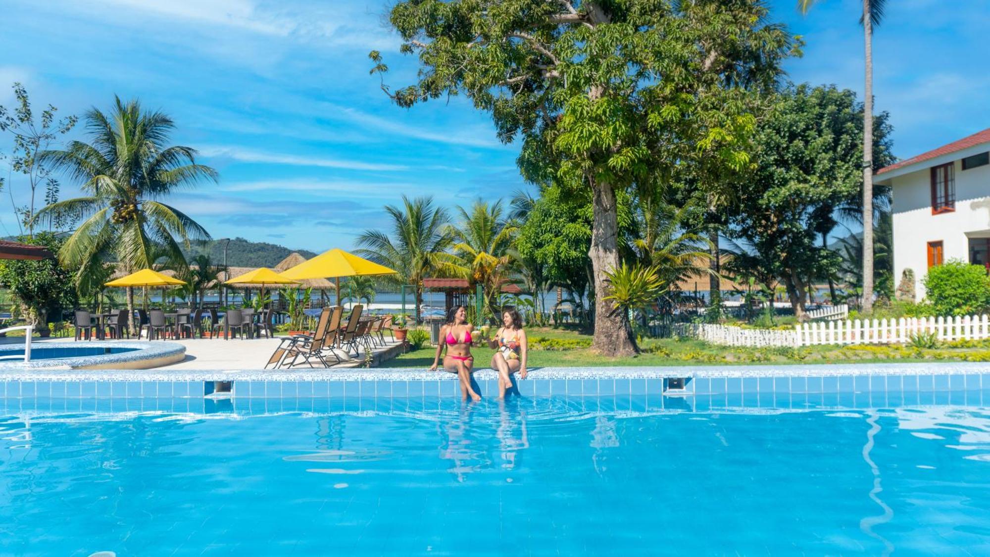 Laguna Azul Hotel & Suites Sauce Esterno foto