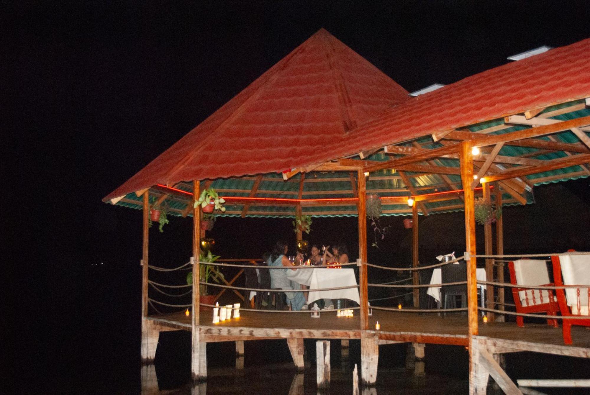 Laguna Azul Hotel & Suites Sauce Esterno foto